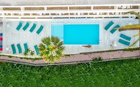 Azure Mare Hotel (Adults Only)
